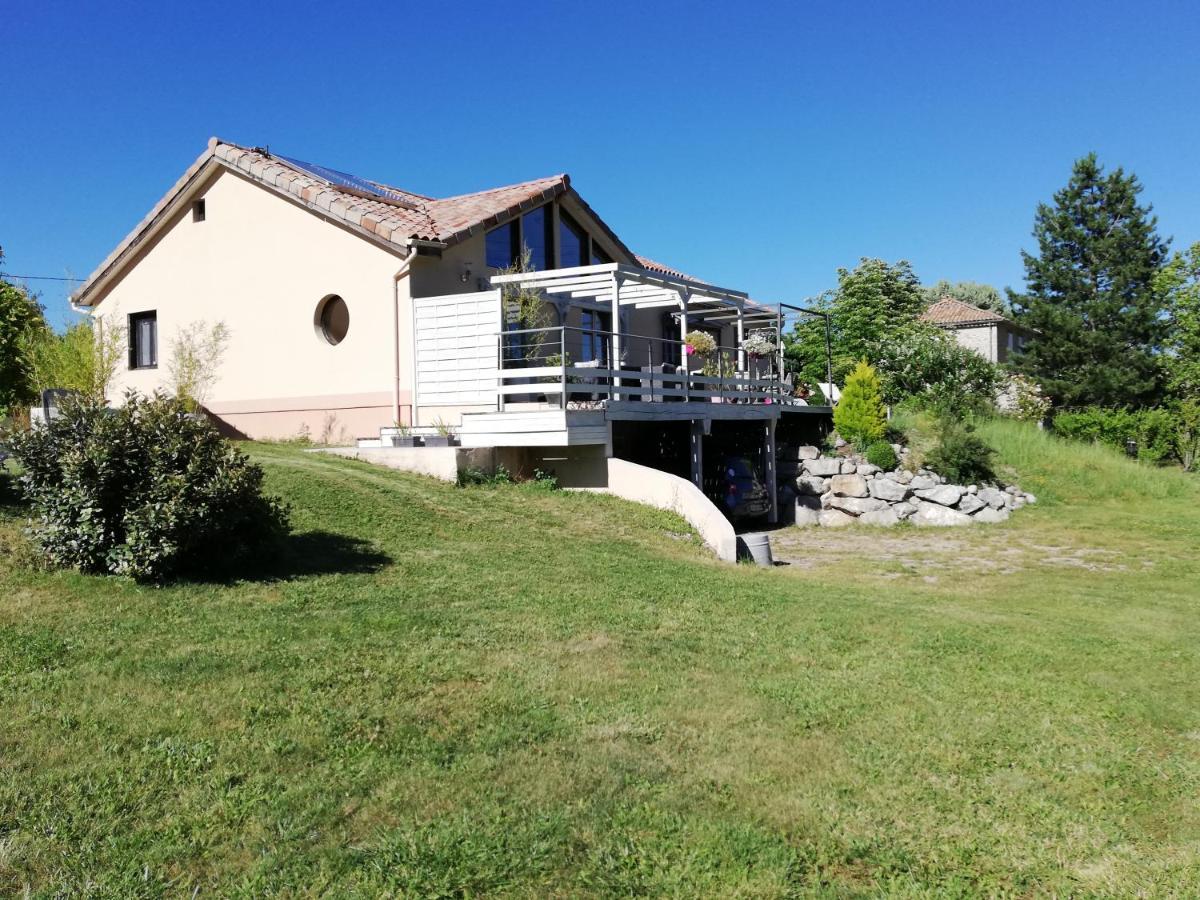 Bed and Breakfast Le Petit Nid Douillet Trescléoux Exterior foto